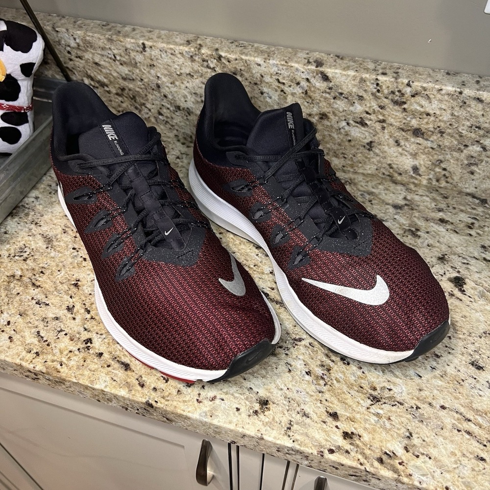 Size 10 - Nike Quest  Burgundy Oil Grey - Picture 3 of 11